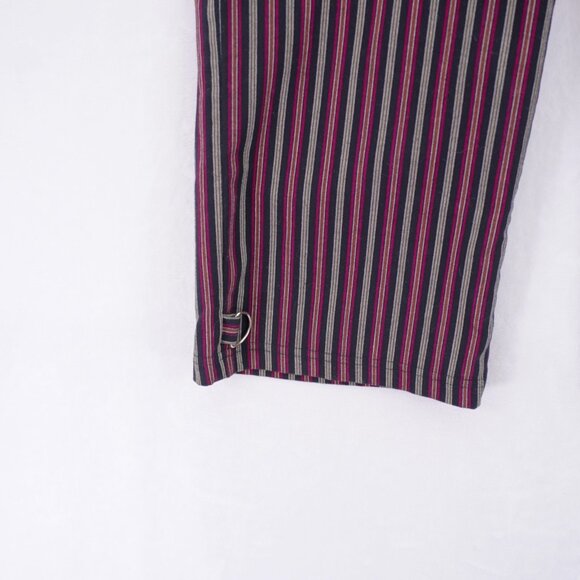 Torrid Red Black Gray Striped Capri / Cropped Pants -14- 37 / 24 Mid Rise Polyes - Picture 2 of 7
